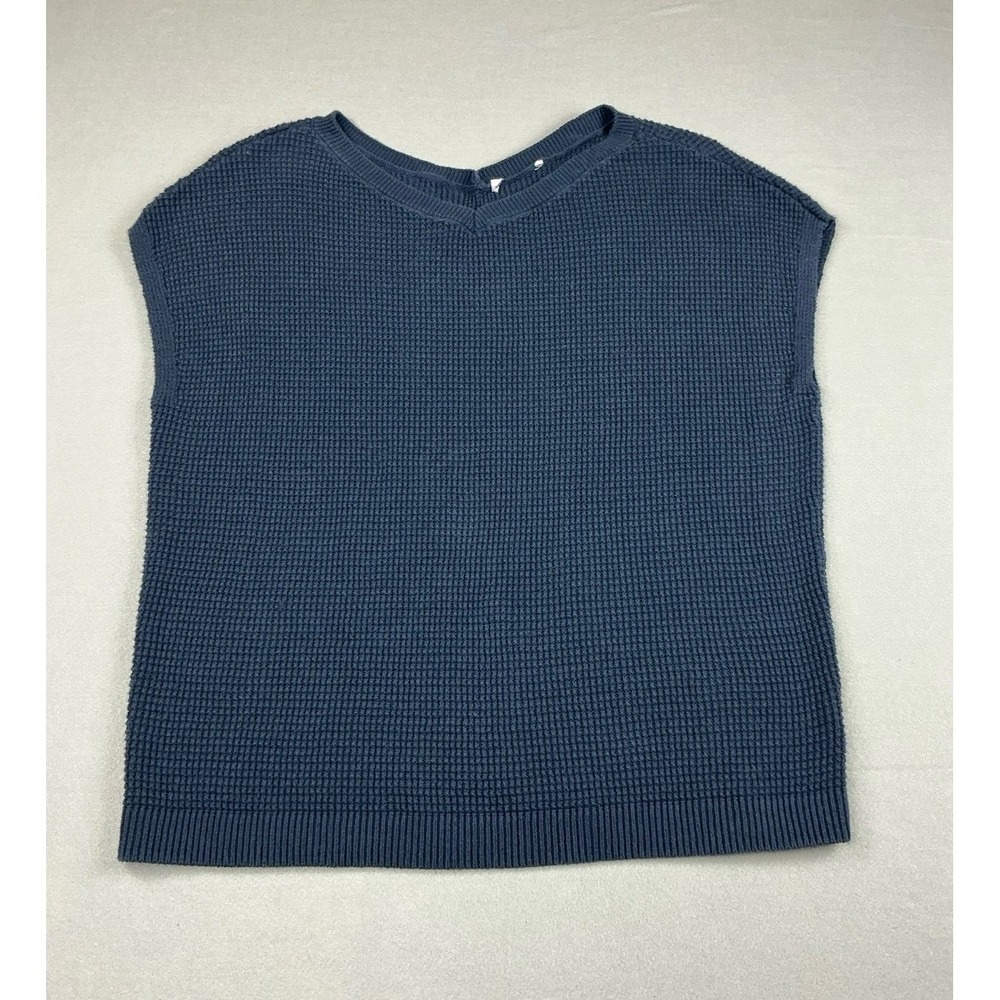 Blue Textured Sleeveless V-Neck Sweater Button Down Back XL